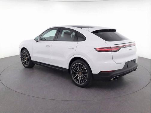 2021 Porsche Cayenne 