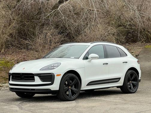 2023 Porsche Macan 