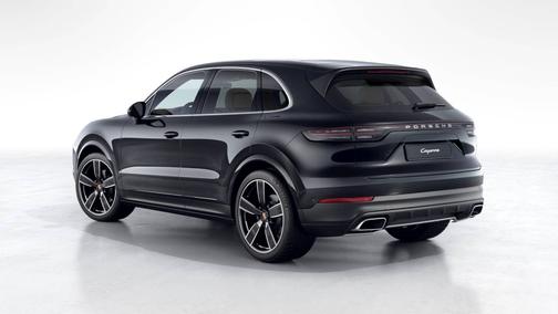 Jet Black Metallic 2022 Porsche Cayenne