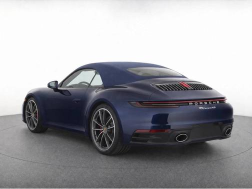 Night Blue Metallic 2020 Porsche 911