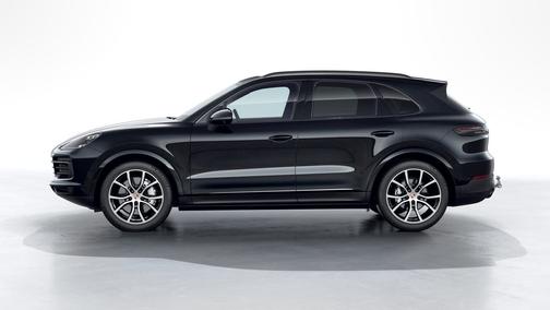 Jet Black Metallic 2022 Porsche Cayenne