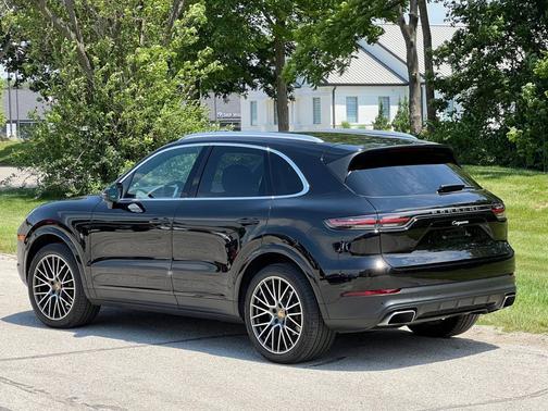 Black 2020 Porsche Cayenne