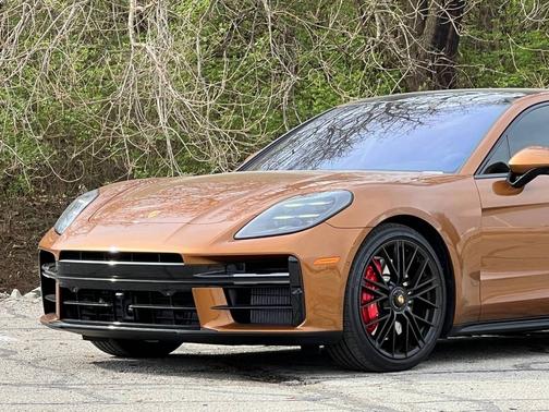 2026 Porsche Panamera 