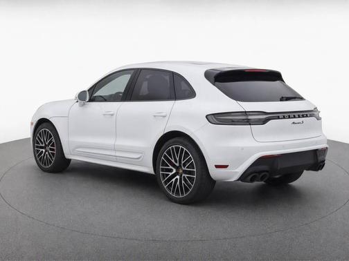 White 2024 Porsche Macan