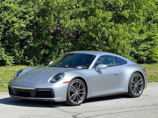 GT-Silver Metallic 2024 Porsche 911