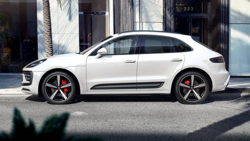 2022 Porsche Macan 