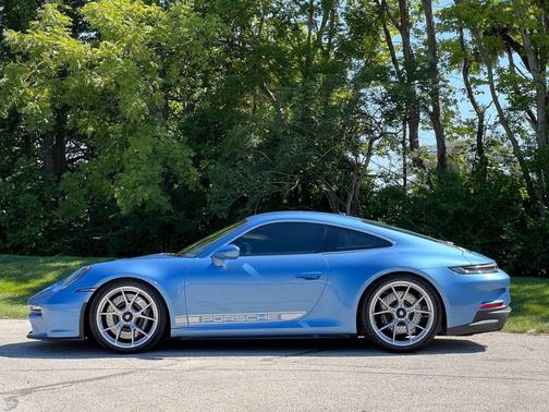 Preparation for Paint to Sample: Geminimetallic 2022 Porsche 911