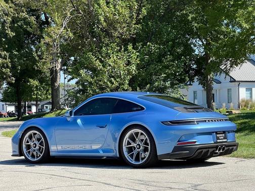 Preparation for Paint to Sample: Geminimetallic 2022 Porsche 911
