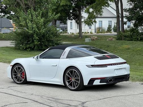 2021 Porsche 911 