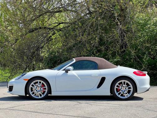 White 2013 Porsche Boxster