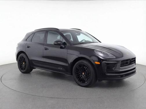 Black 2024 Porsche Macan