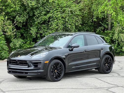 Black 2024 Porsche Macan