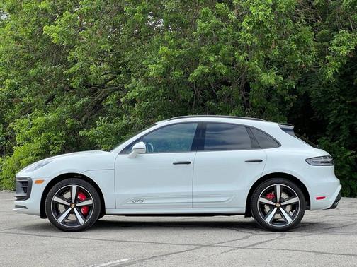 White 2024 Porsche Macan