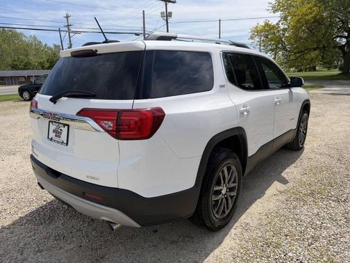 White 2019 GMC Acadia SLT-1