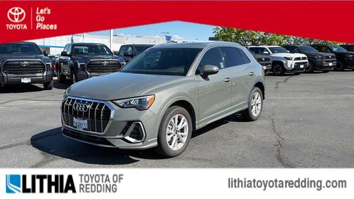 Chronos Gray Metallic 2022 Audi Q3 45 S line Premium