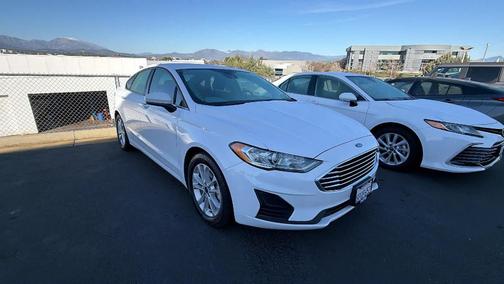 2020 Ford Fusion SE