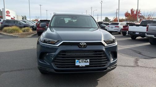 2026 Toyota Highlander Hybrid LE