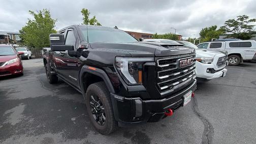 Onyx Black 2024 GMC Sierra 2500 AT4