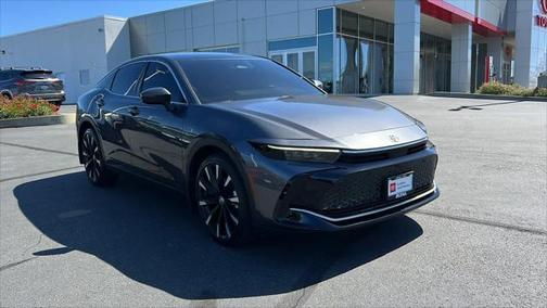 2023 Toyota Crown Platinum