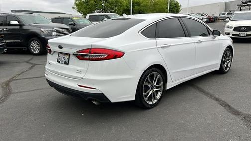 2019 Ford Fusion SEL