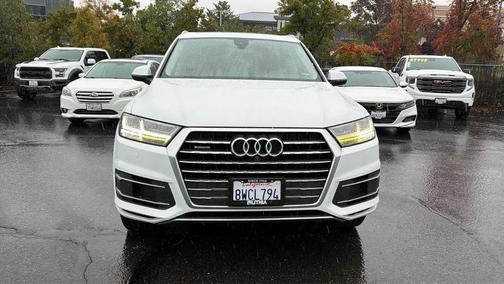 2019 Audi Q7 45 Premium Plus