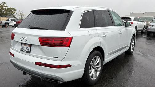 2019 Audi Q7 45 Premium Plus