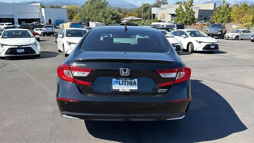 2022 Honda Accord Hybrid Touring