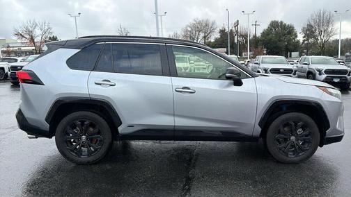 2023 Toyota RAV4 Hybrid SE