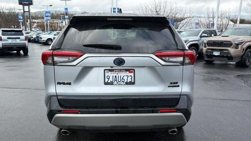 2023 Toyota RAV4 Hybrid SE