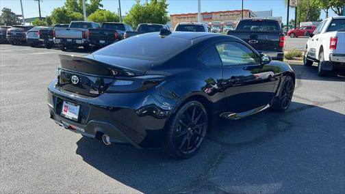 2024 Toyota GR86 Premium
