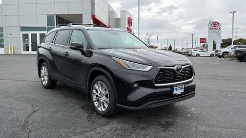 2026 Toyota Highlander Hybrid Limited
