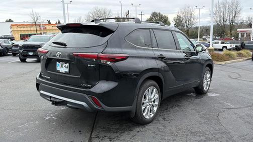 2026 Toyota Highlander Hybrid Limited