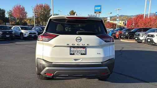 2022 Nissan Rogue SL