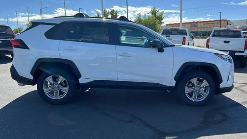 2025 Toyota RAV4 Hybrid LE