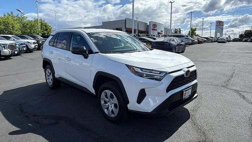 Ice Cap 2025 Toyota RAV4 LE