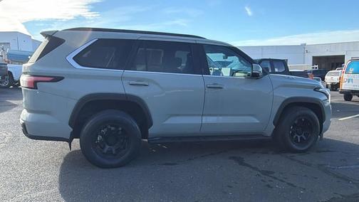 2024 Toyota Sequoia SR5