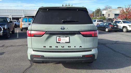 2024 Toyota Sequoia SR5