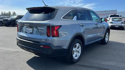 2023 Kia Sorento LX
