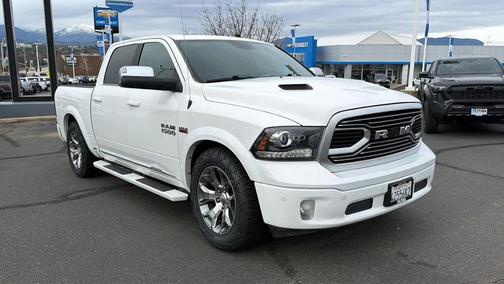 2018 RAM 1500 Limited Crew Cab 4x4 5'7' Box