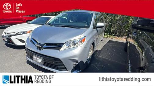 2018 Toyota Sienna LE