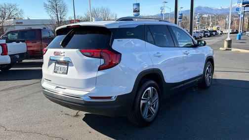 2021 GMC Terrain SLT
