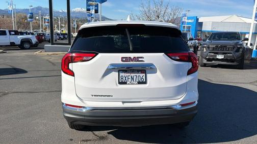 2021 GMC Terrain SLT