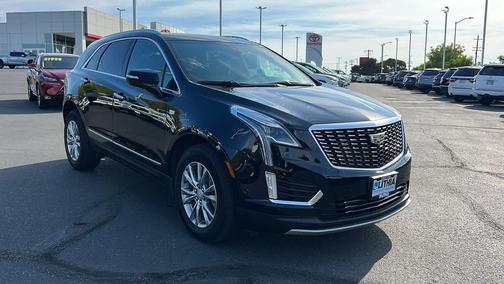 2022 Cadillac XT5 Premium Luxury