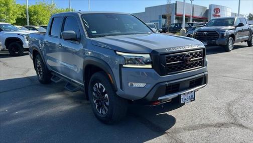 2023 Nissan Frontier PRO-4X
