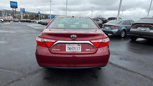 2015 Toyota Camry Hybrid XLE