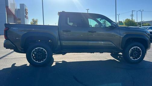 2025 Toyota Tacoma TRD Off Road