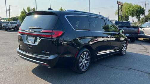 2023 Chrysler Pacifica L
