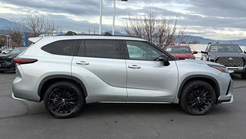 2024 Toyota Highlander XSE