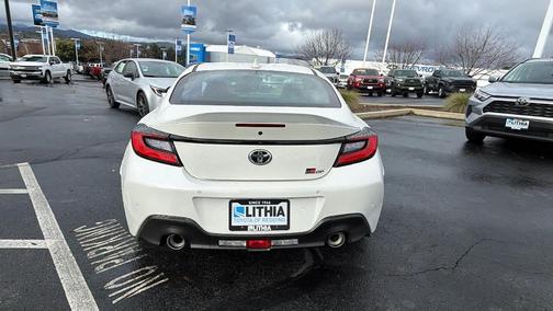 2026 Toyota GR86 Premium