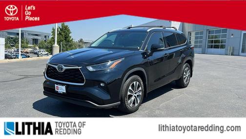2022 Toyota Highlander Hybrid XLE